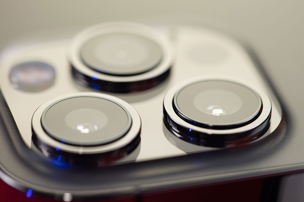 4 Best-Rated Camera Smartphones