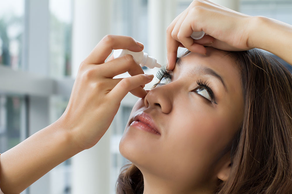 Dry Eyes – Diagnosis and Treatment